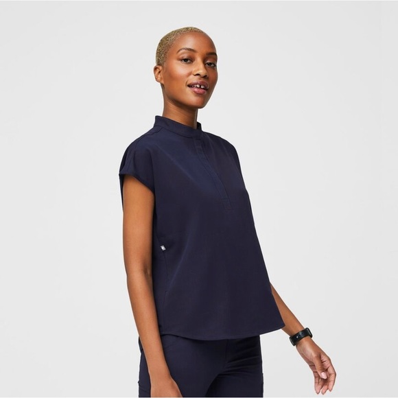 Figs Scrub Top | Size: Medium | Color: Midnight Blue ⚠️not same color as picture - Picture 2 of 2